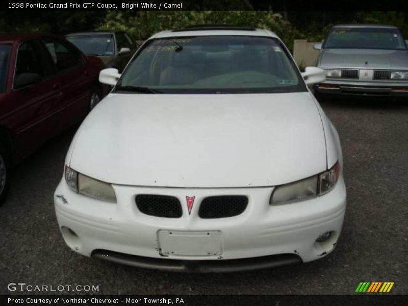 Bright White / Camel 1998 Pontiac Grand Prix GTP Coupe