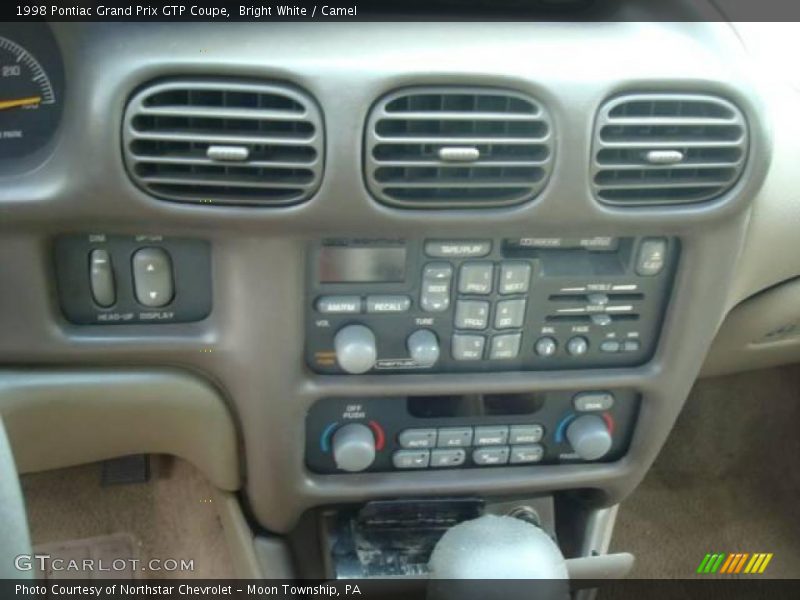 Bright White / Camel 1998 Pontiac Grand Prix GTP Coupe