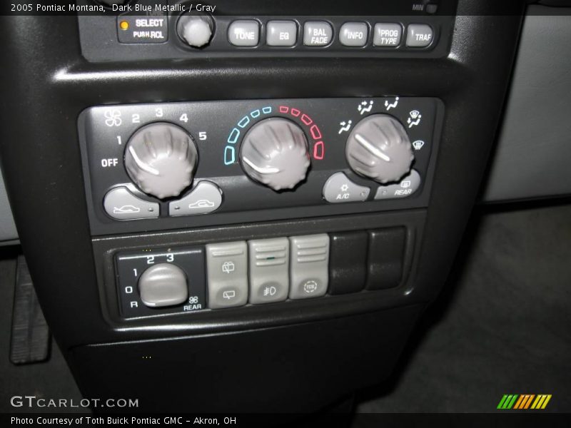 Dark Blue Metallic / Gray 2005 Pontiac Montana