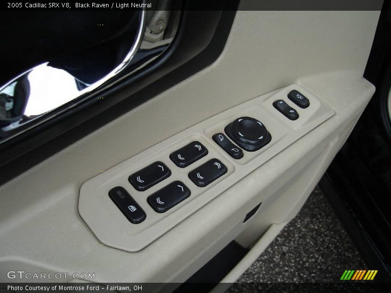 Black Raven / Light Neutral 2005 Cadillac SRX V8