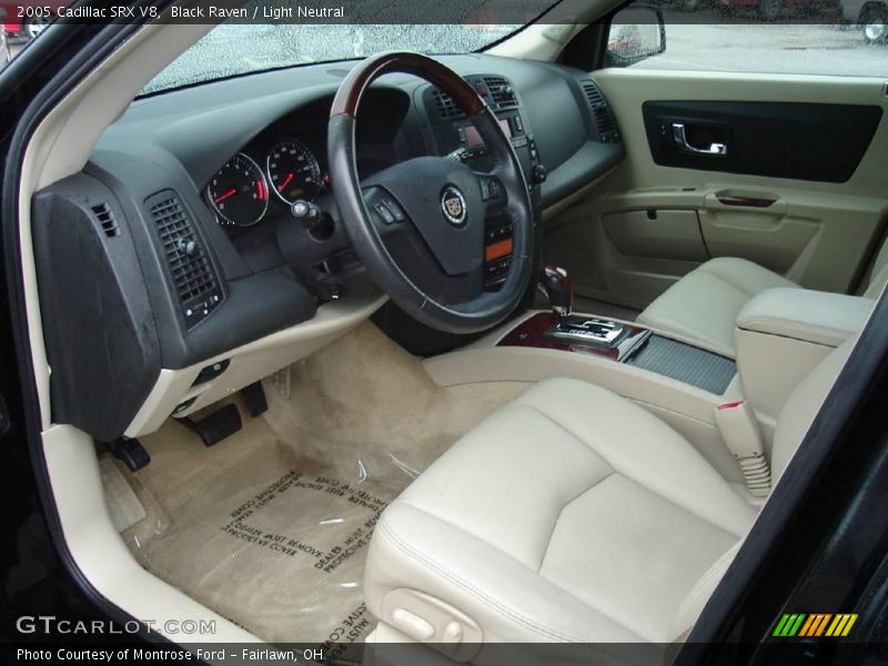 Black Raven / Light Neutral 2005 Cadillac SRX V8