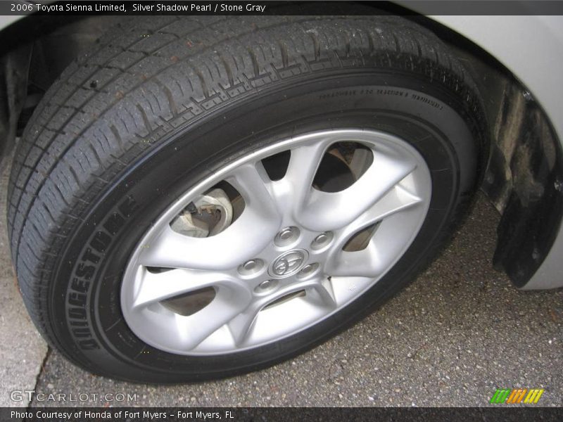 Silver Shadow Pearl / Stone Gray 2006 Toyota Sienna Limited