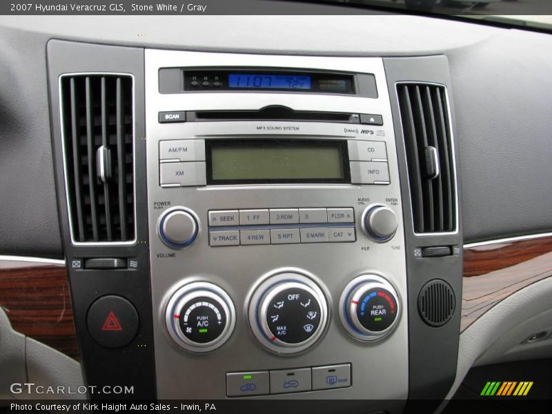 Stone White / Gray 2007 Hyundai Veracruz GLS