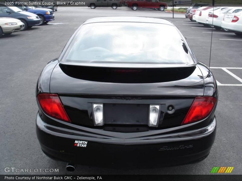Black / Graphite 2005 Pontiac Sunfire Coupe