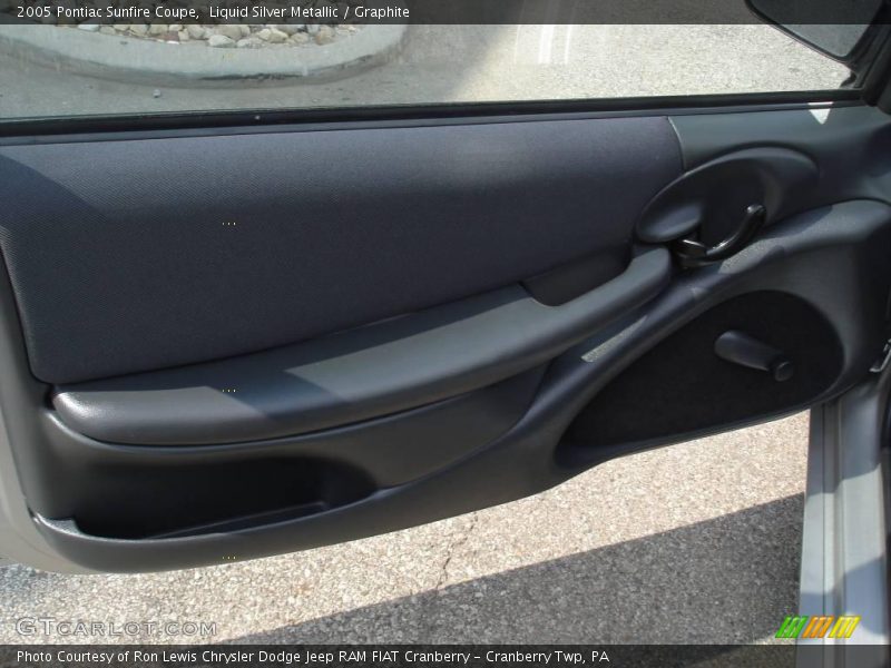Liquid Silver Metallic / Graphite 2005 Pontiac Sunfire Coupe