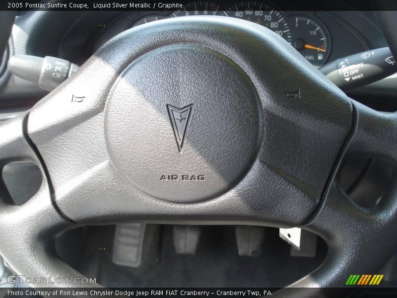 Liquid Silver Metallic / Graphite 2005 Pontiac Sunfire Coupe
