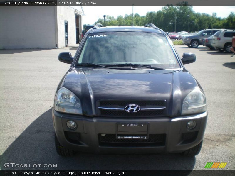 Obsidian Black / Gray 2005 Hyundai Tucson GLS V6