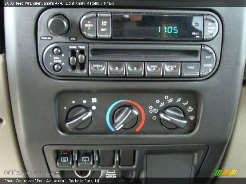Light Khaki Metallic / Khaki 2003 Jeep Wrangler Sahara 4x4