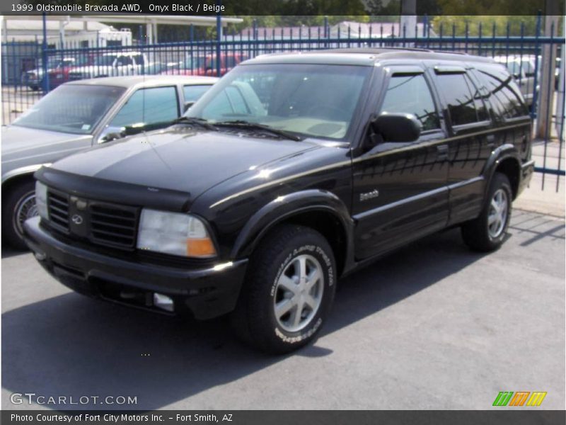 Onyx Black / Beige 1999 Oldsmobile Bravada AWD