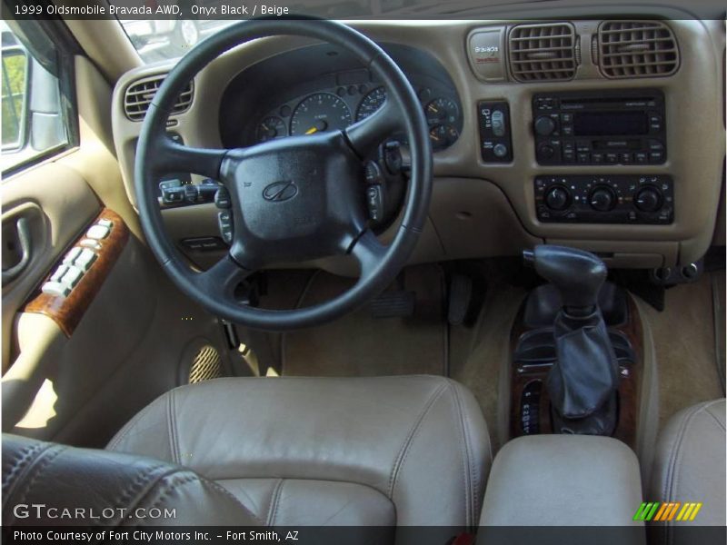 Onyx Black / Beige 1999 Oldsmobile Bravada AWD