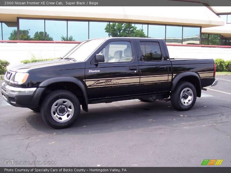 Super Black / Beige 2000 Nissan Frontier XE Crew Cab