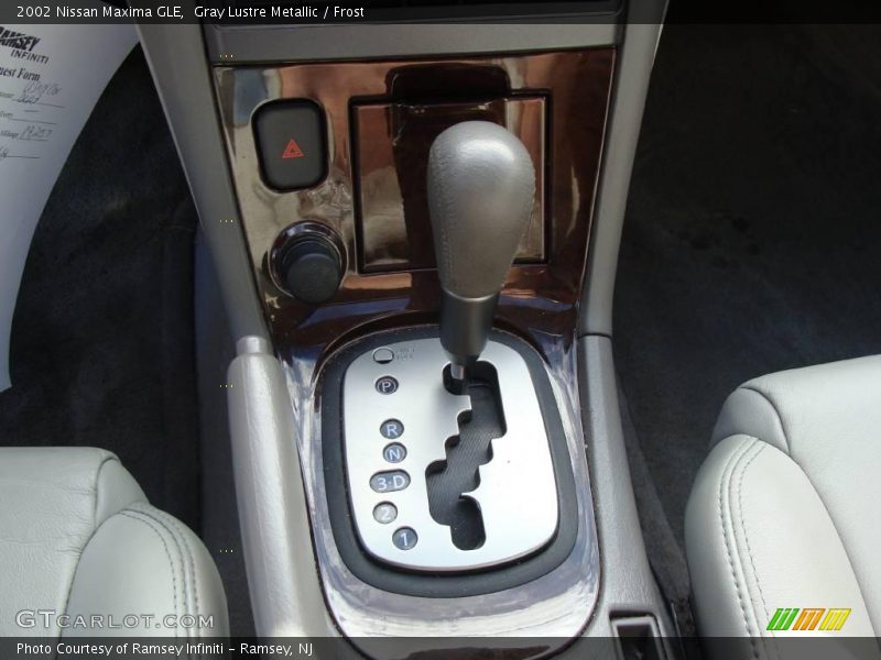 Gray Lustre Metallic / Frost 2002 Nissan Maxima GLE
