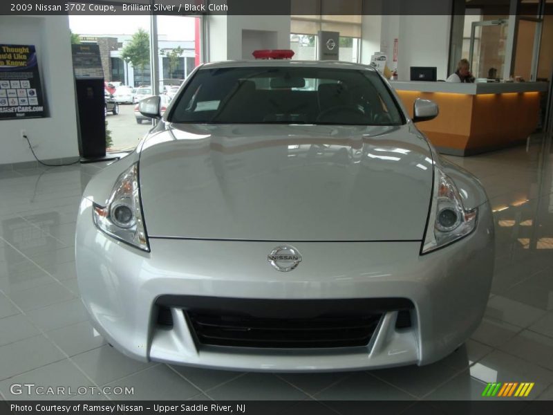 Brilliant Silver / Black Cloth 2009 Nissan 370Z Coupe