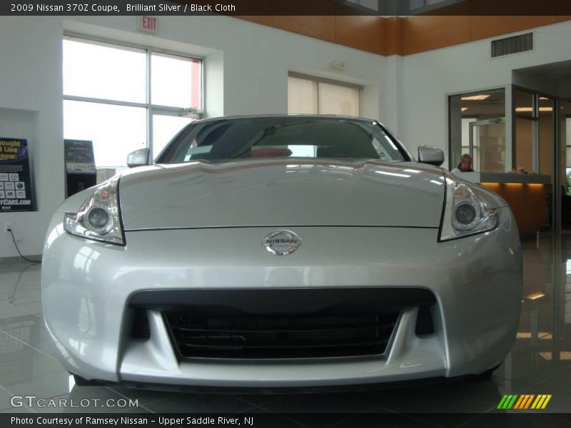 Brilliant Silver / Black Cloth 2009 Nissan 370Z Coupe
