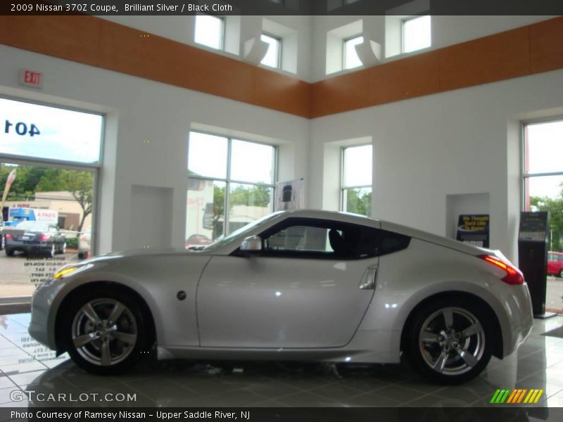 Brilliant Silver / Black Cloth 2009 Nissan 370Z Coupe