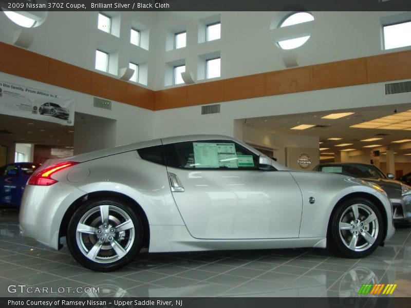 Brilliant Silver / Black Cloth 2009 Nissan 370Z Coupe