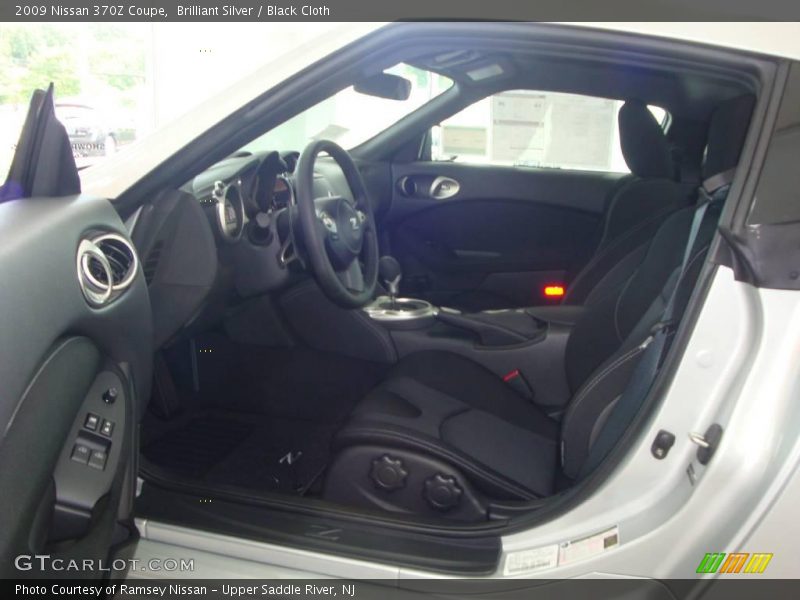 Brilliant Silver / Black Cloth 2009 Nissan 370Z Coupe