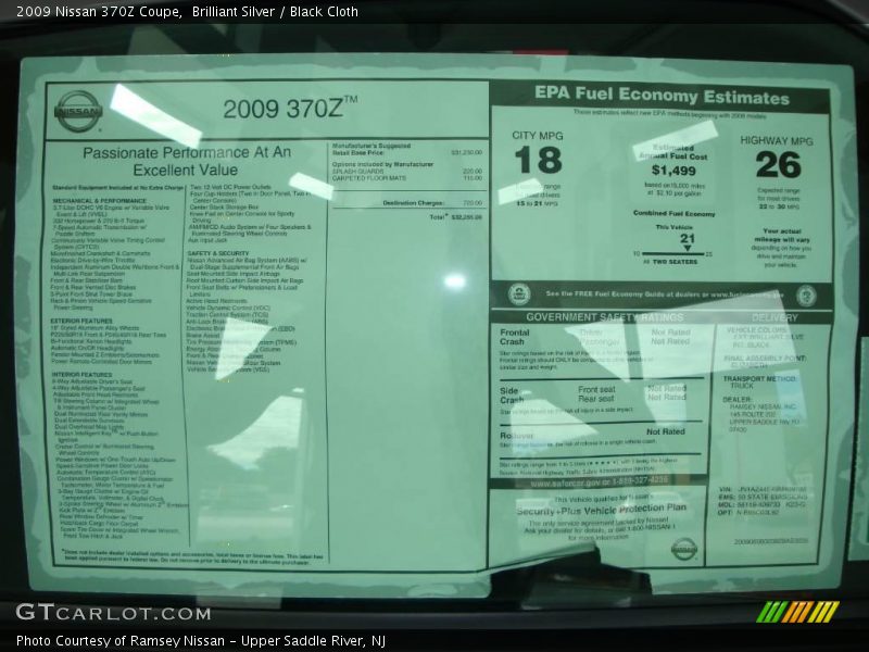 Brilliant Silver / Black Cloth 2009 Nissan 370Z Coupe