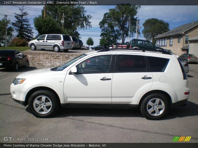 Diamond White Pearl / Black 2007 Mitsubishi Outlander LS 4WD