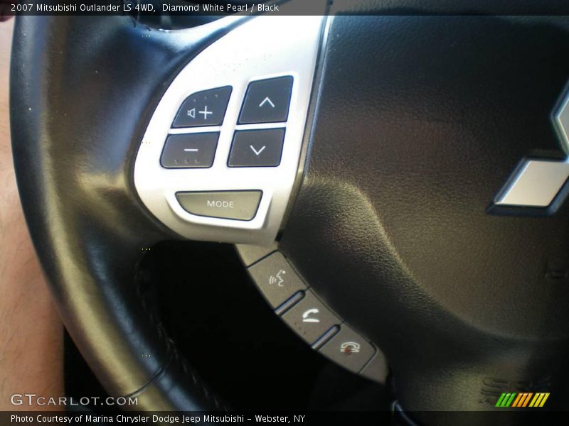 Diamond White Pearl / Black 2007 Mitsubishi Outlander LS 4WD