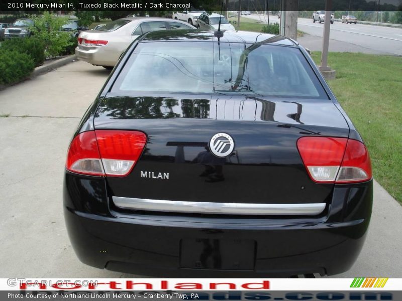 Tuxedo Black Metallic / Dark Charcoal 2010 Mercury Milan I4