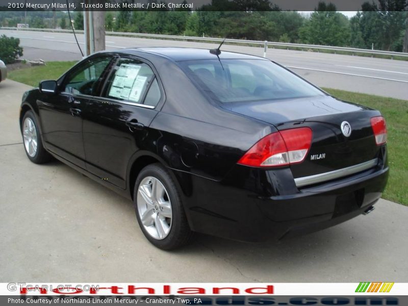 Tuxedo Black Metallic / Dark Charcoal 2010 Mercury Milan I4