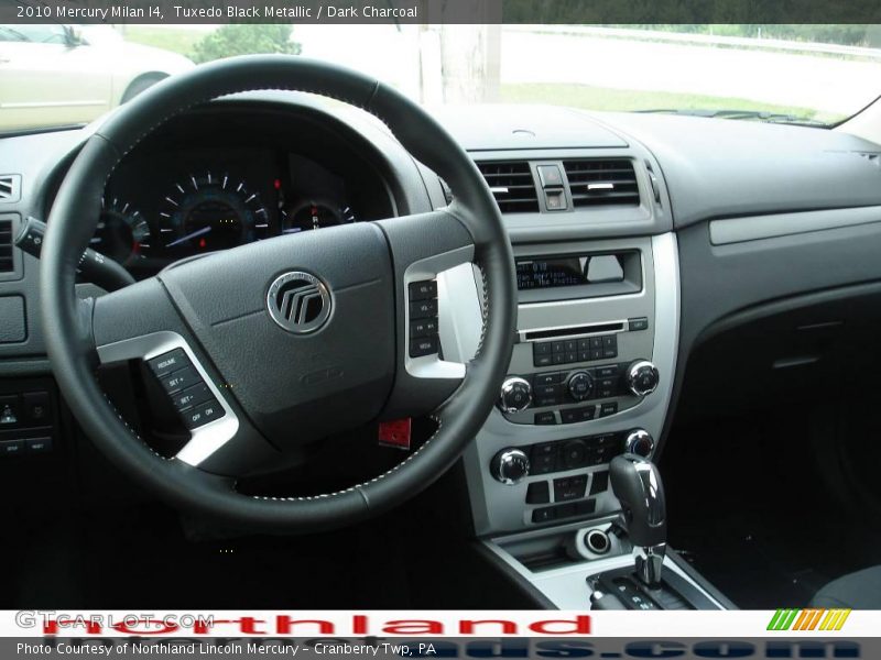 Tuxedo Black Metallic / Dark Charcoal 2010 Mercury Milan I4