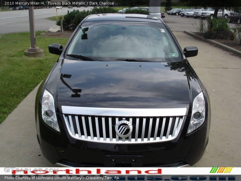 Tuxedo Black Metallic / Dark Charcoal 2010 Mercury Milan I4