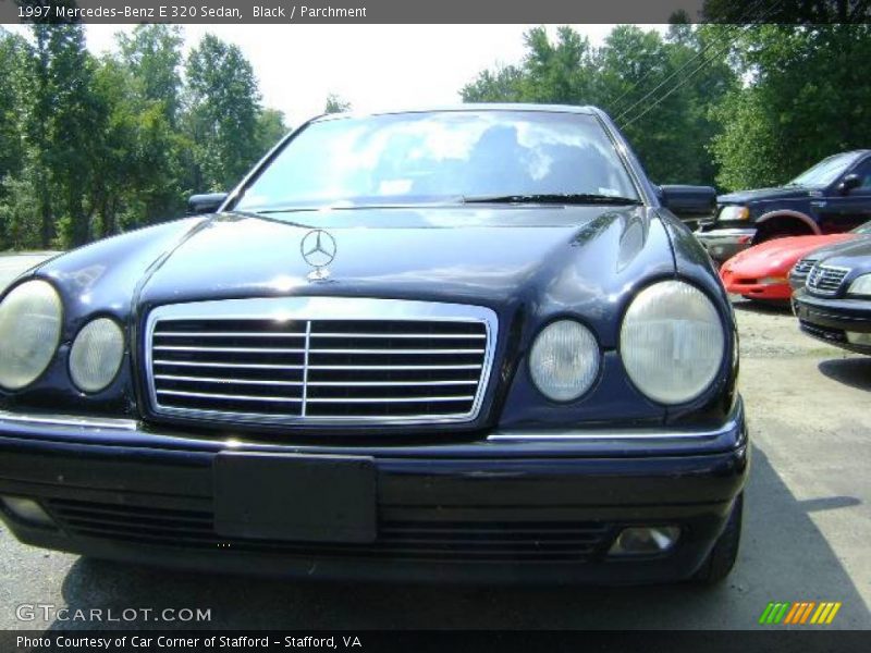 Black / Parchment 1997 Mercedes-Benz E 320 Sedan