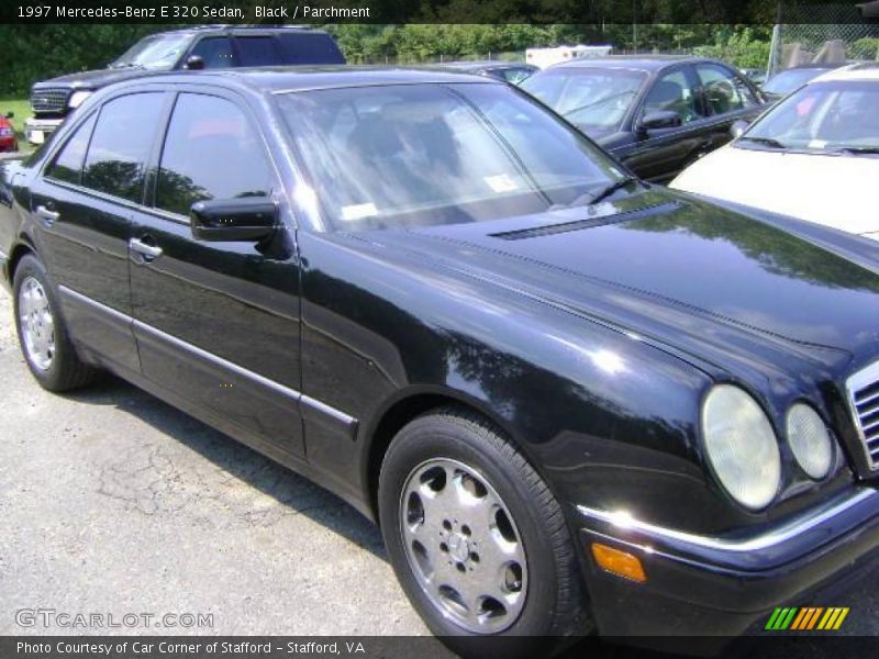 Black / Parchment 1997 Mercedes-Benz E 320 Sedan