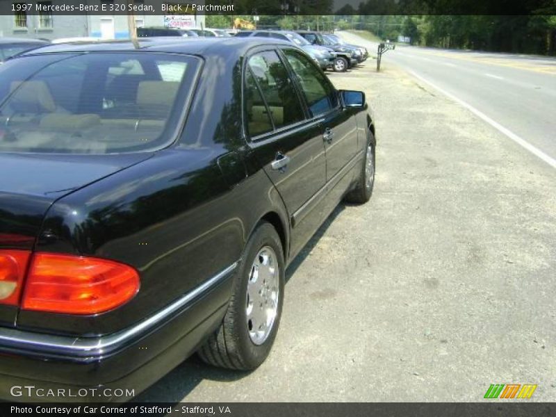 Black / Parchment 1997 Mercedes-Benz E 320 Sedan