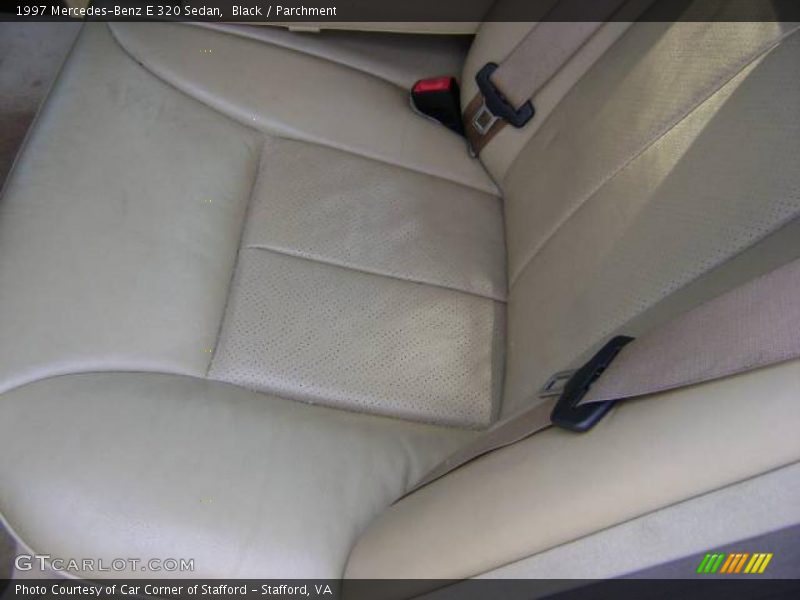 Black / Parchment 1997 Mercedes-Benz E 320 Sedan