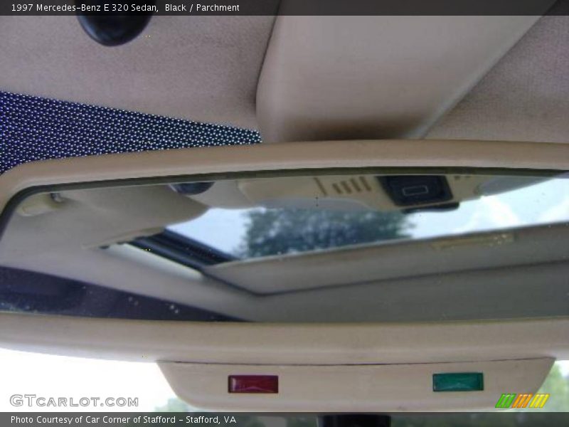 Black / Parchment 1997 Mercedes-Benz E 320 Sedan