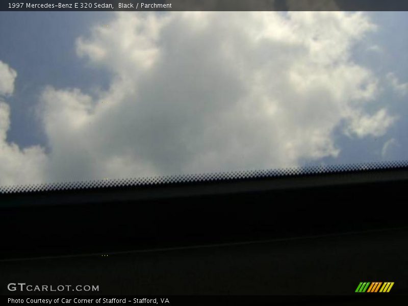 Black / Parchment 1997 Mercedes-Benz E 320 Sedan