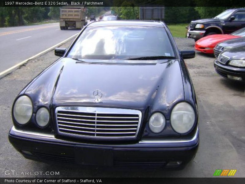 Black / Parchment 1997 Mercedes-Benz E 320 Sedan