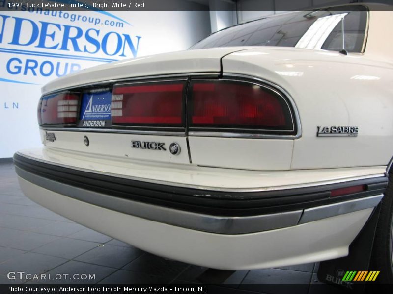 Bright White / Red 1992 Buick LeSabre Limited