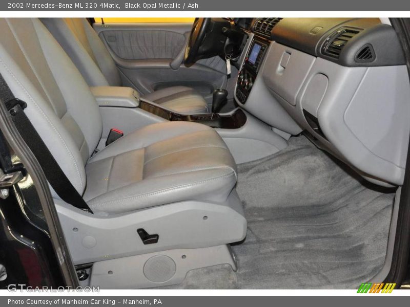  2002 ML 320 4Matic Ash Interior
