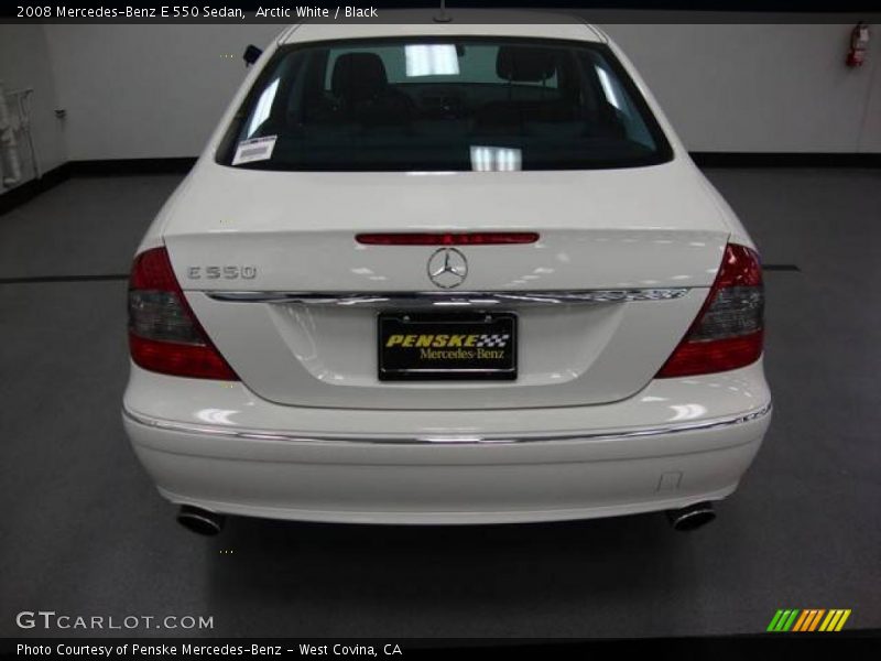 Arctic White / Black 2008 Mercedes-Benz E 550 Sedan