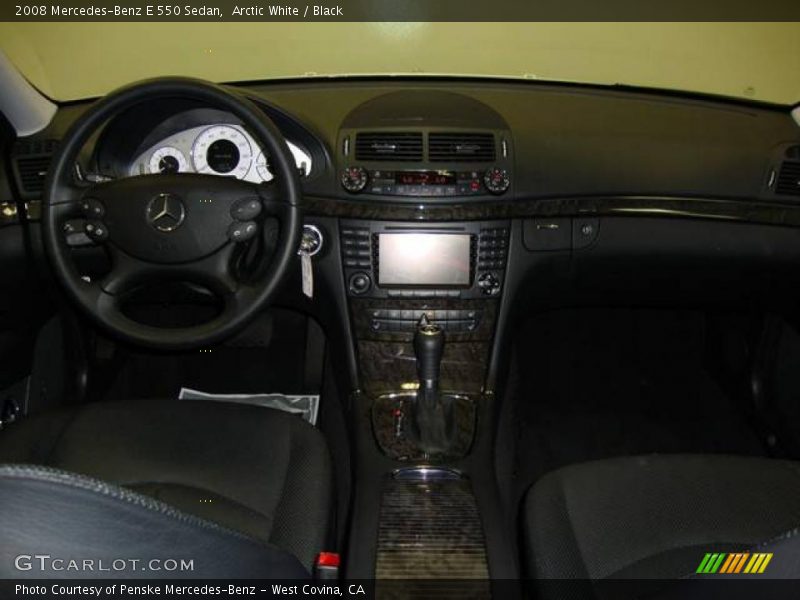 Arctic White / Black 2008 Mercedes-Benz E 550 Sedan