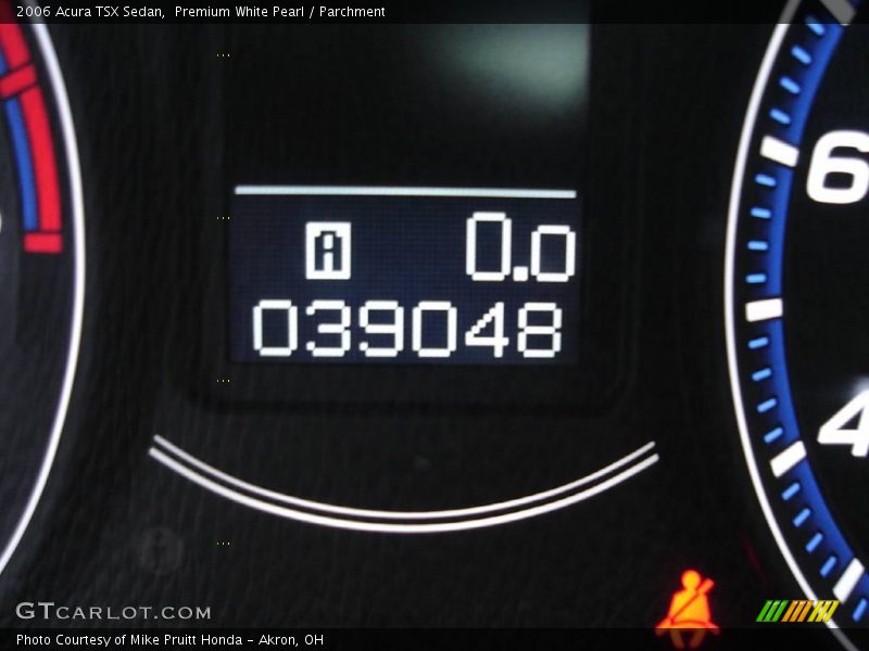 Premium White Pearl / Parchment 2006 Acura TSX Sedan