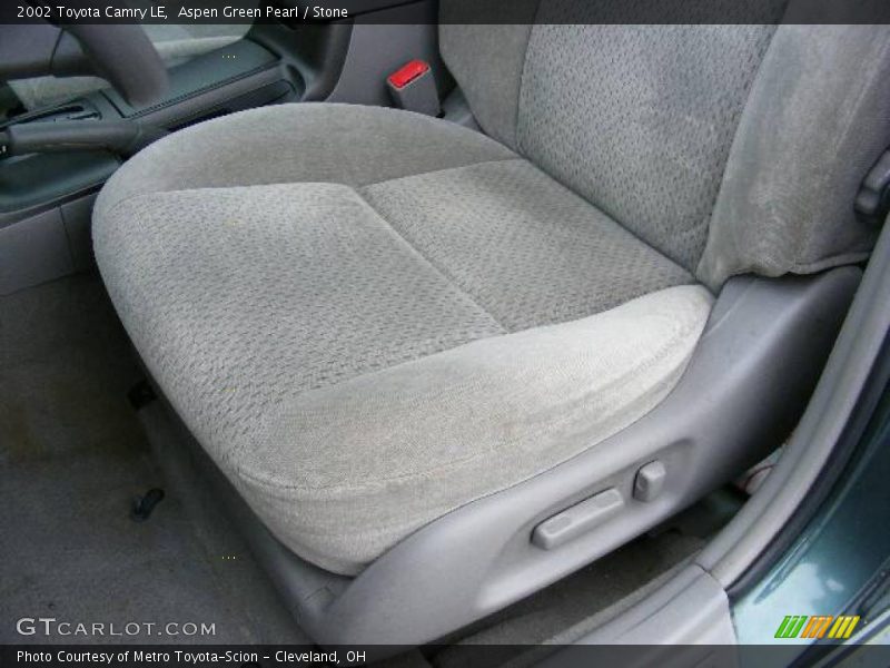Aspen Green Pearl / Stone 2002 Toyota Camry LE