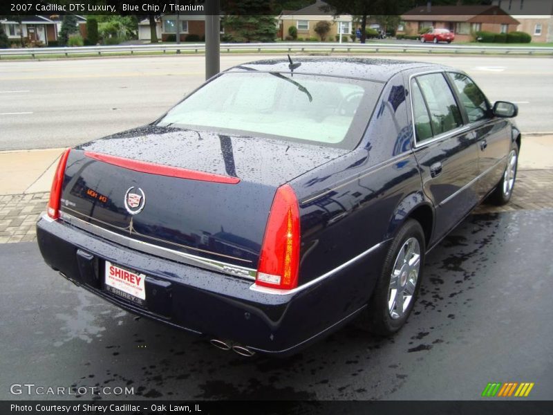 Blue Chip / Titanium 2007 Cadillac DTS Luxury