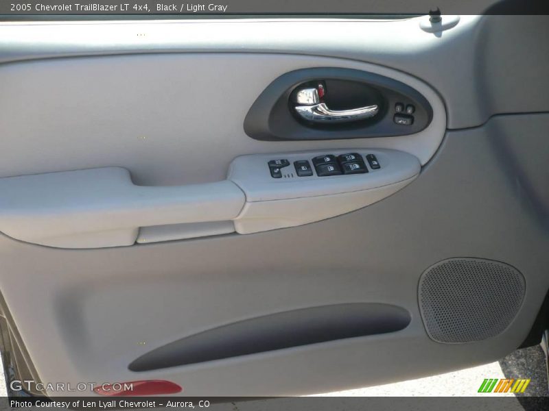 Black / Light Gray 2005 Chevrolet TrailBlazer LT 4x4