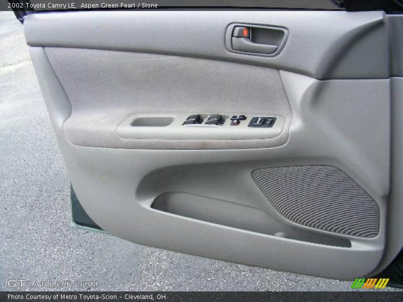 Aspen Green Pearl / Stone 2002 Toyota Camry LE