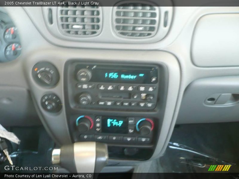 Black / Light Gray 2005 Chevrolet TrailBlazer LT 4x4