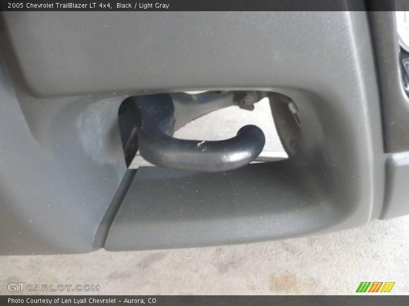 Black / Light Gray 2005 Chevrolet TrailBlazer LT 4x4