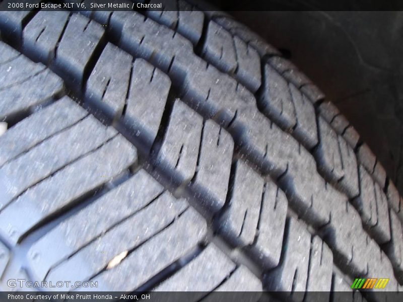 Silver Metallic / Charcoal 2008 Ford Escape XLT V6