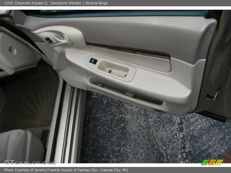 Sandstone Metallic / Neutral Beige 2005 Chevrolet Impala LS