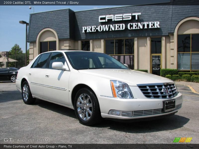 White Diamond Tricoat / Ebony 2009 Cadillac DTS