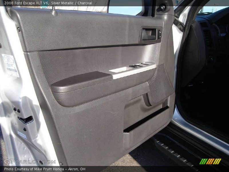 Silver Metallic / Charcoal 2008 Ford Escape XLT V6